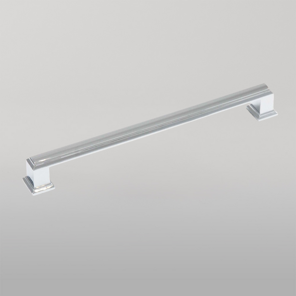 Momo Handles Momo Huntington D Handle 192mm Chrome Plated