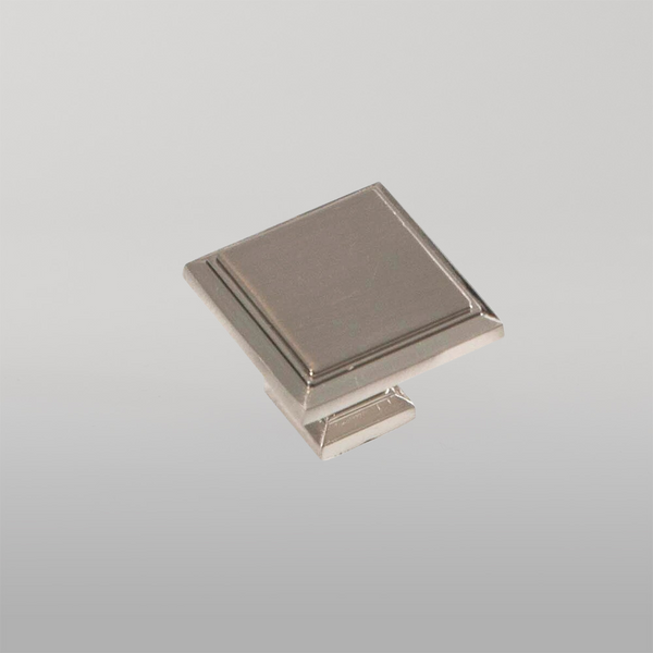 Momo Handles Momo Huntington Square Knob 32mm Brushed Nickel