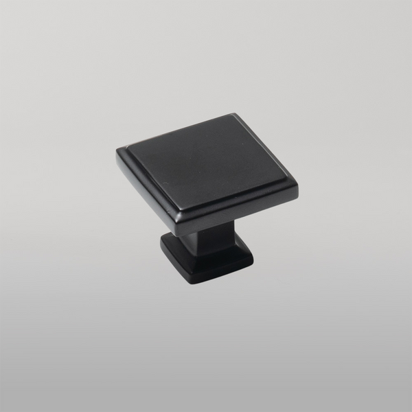 Momo Lucca Square Knob 30mm Matte Black