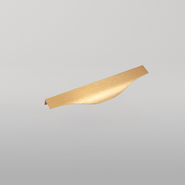 Momo Handles Momo Noma Lip Pull Handle 128mm Brushed Dark Brass