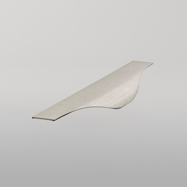 Momo Handles Momo Noma Lip Pull Handle 128mm Dull Brushed Nickel