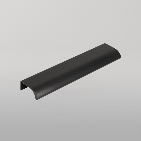 Momo Ona Lip Pull Handle 128mm Brushed Black