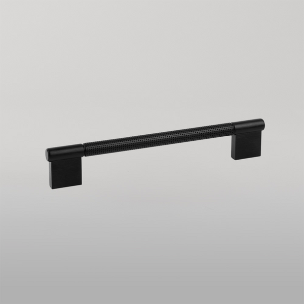Momo Handles Momo Point D Handle 192mm Brushed Black