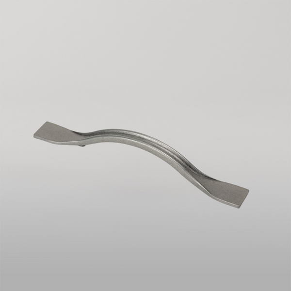 Momo Handles Momo Raviolo Bow Handle 96mm Pewter