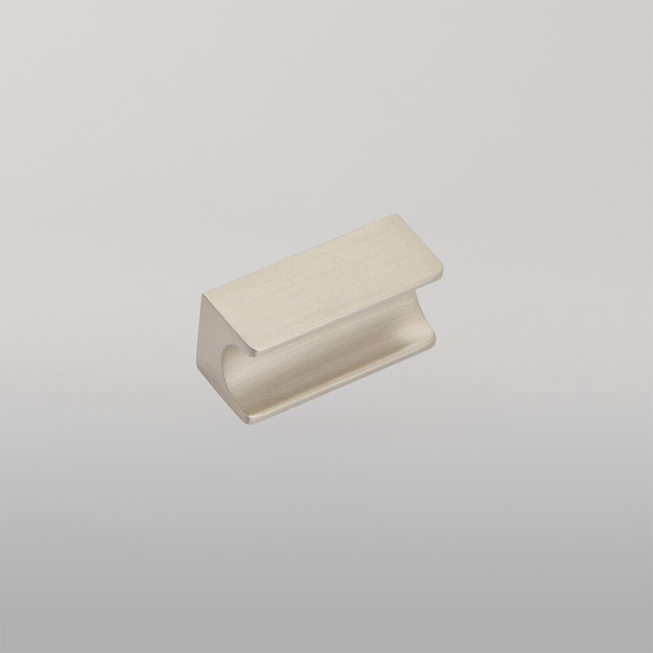 Momo Handles Momo Sirolo Pull Handle 32mm Brushed Nickel