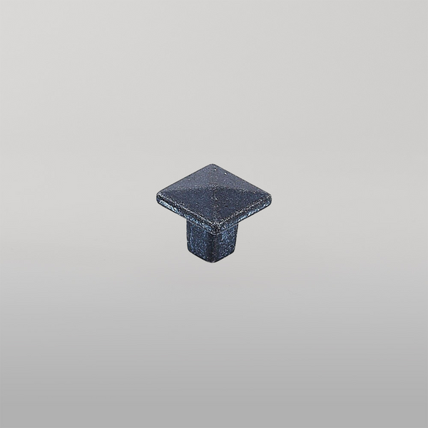 Momo Handles Momo Kansas Square Knob 24mm Antique Aqua