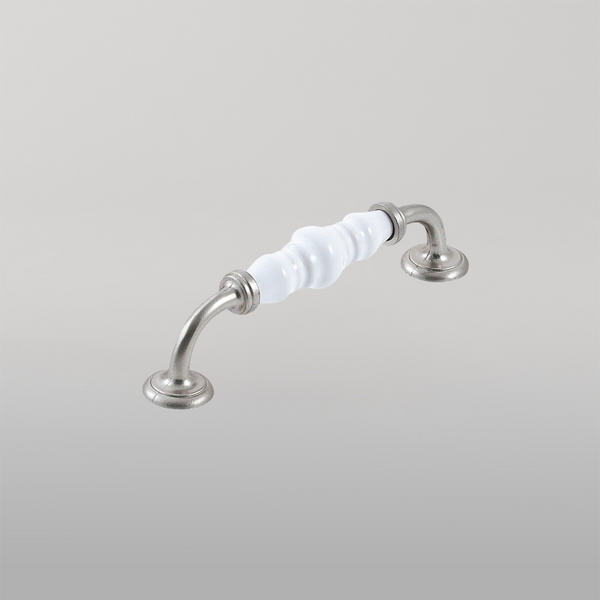 Momo Handles Momo Trianon D Handle 128mm White & Brushed Nickel