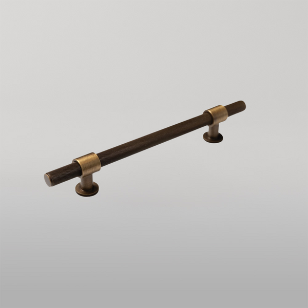 Momo Handles Momo Belgravia Solid Brass Bar Pull 160mm Bronze