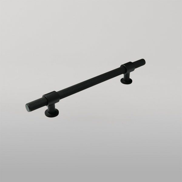 Momo Handles Momo Belgravia Solid Brass Bar Pull 160mm Matte Black