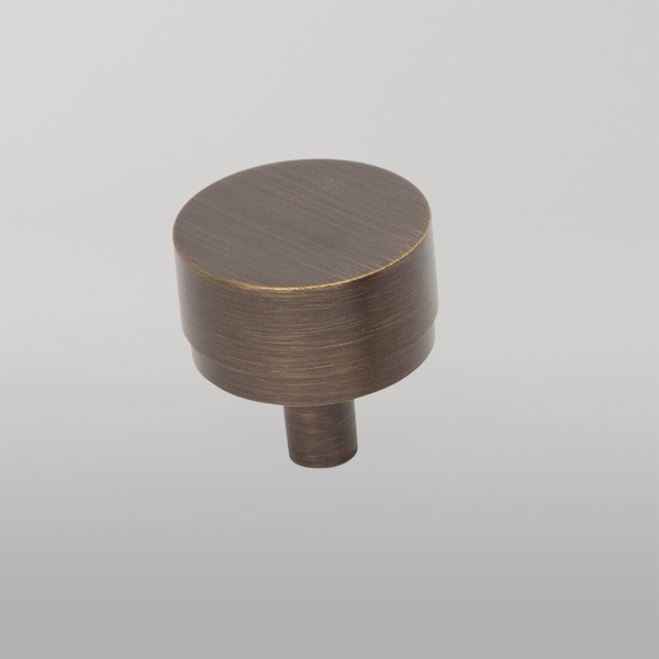 Momo Handles Momo Bellevue Solid Brass Plain Knob 35mm Bronze