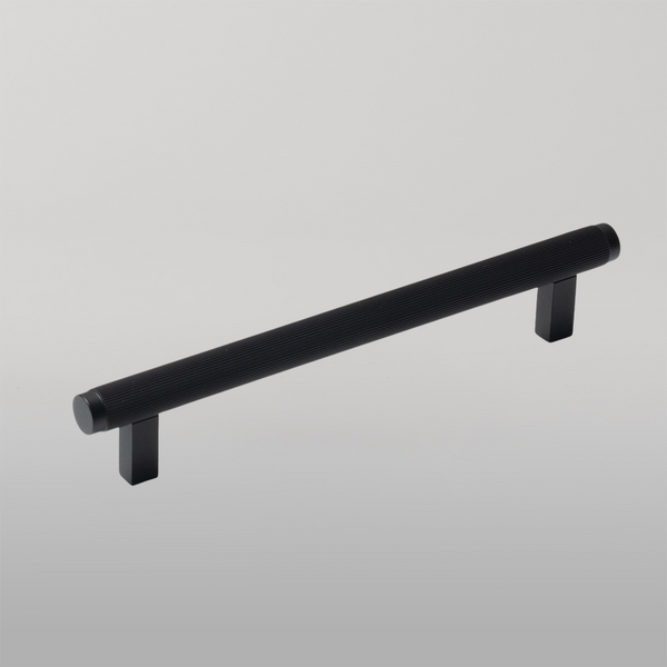 Momo Handles Momo Bellevue Solid Brass Lined Bar Pull 160mm Matte Black