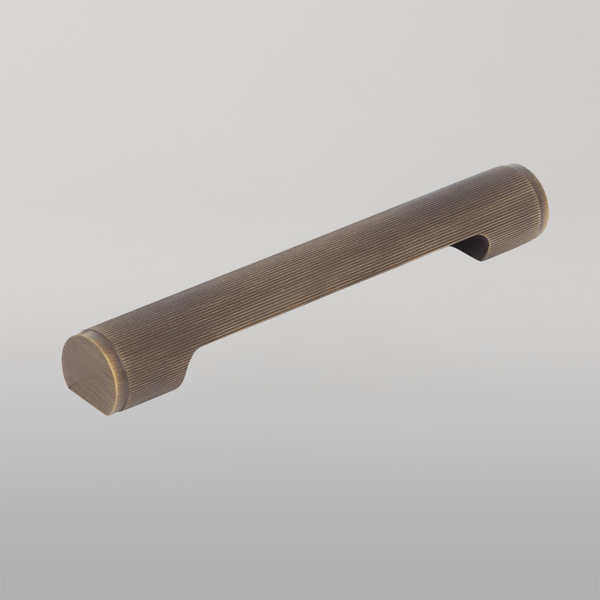 Momo Handles Momo Manhattan Solid Brass Pull Handle 160mm Bronze