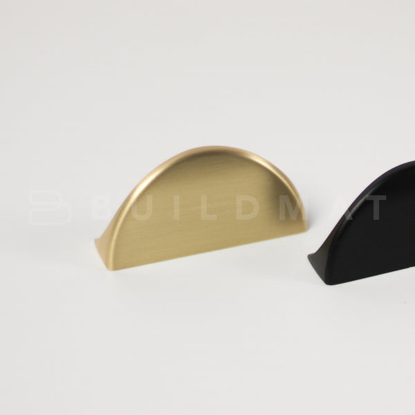 Momo Handles Momo Nick Pull Handle 32mm Brushed Matte Brass