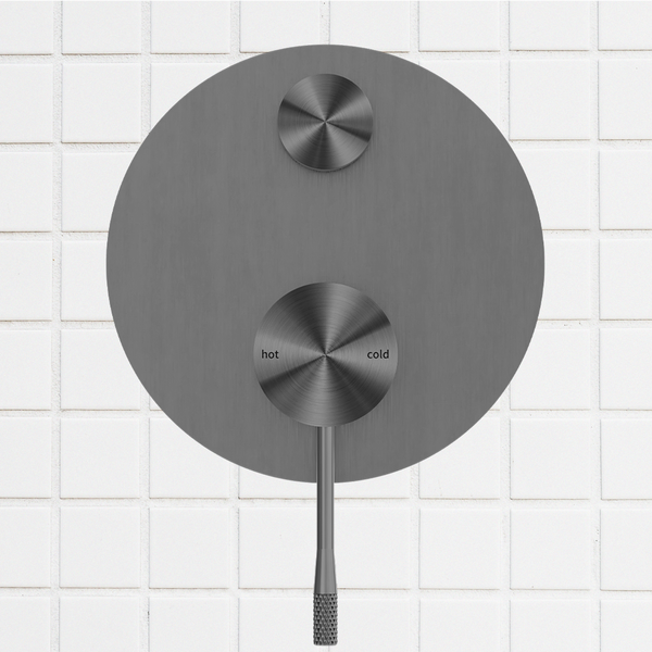 Nero Opal Shower Mixer with Divertor Graphite