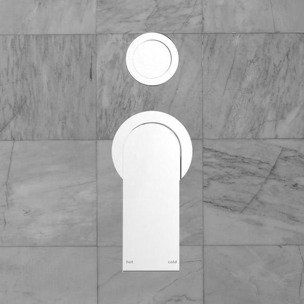 Nero Bianca Shower Mixer with Divertor Separate Back Plate Chrome