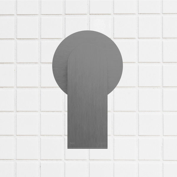 Nero Bianca Shower Mixer with 80mm Round Plate Gunmetal