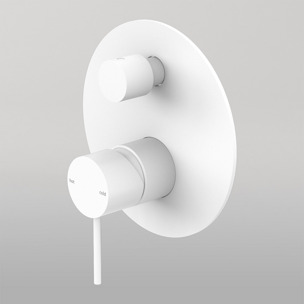 Nero Mecca Shower Mixer With Divertor Matte White