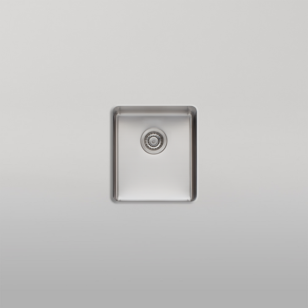 Oliveri Sonetto Standard Bowl Undermount Sink Stainless Steel