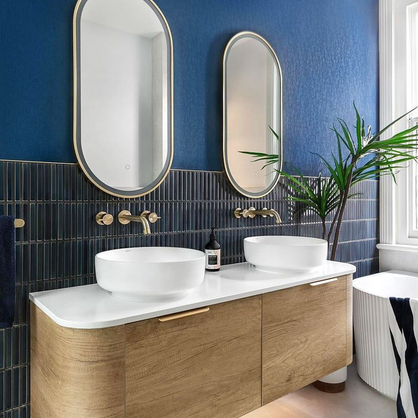 Otti Bondi 1500mm Natural Oak Wall Hung Curve Vanity