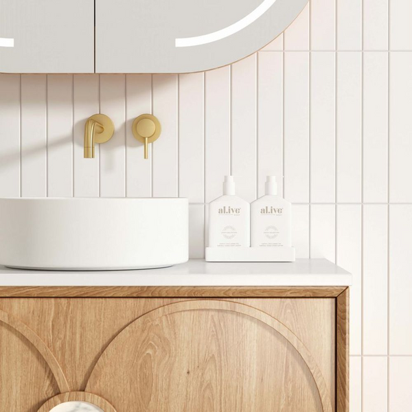 Otti Laguna Mark II 900mm Woodland Oak Wall Hung Vanity