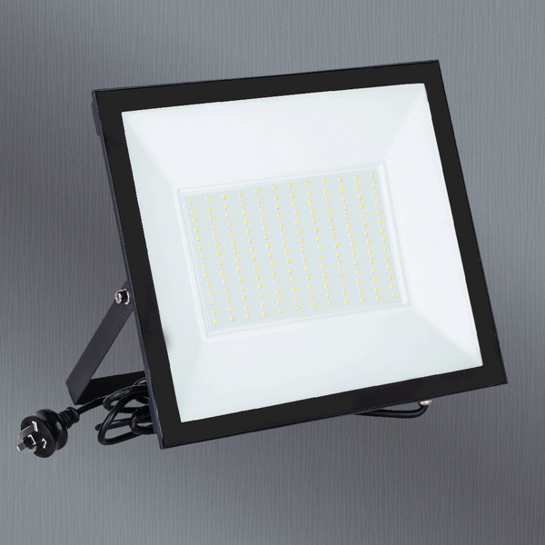 Telbix Neo 150W Led Flood Lead And Plug Black