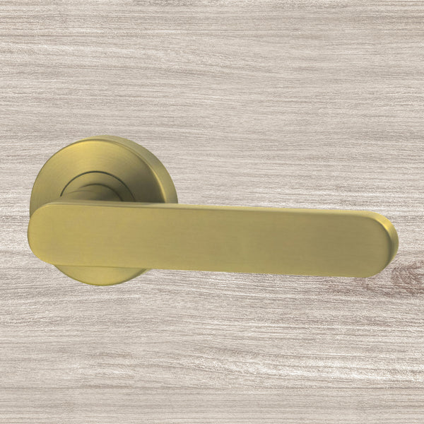 Lockwood Vivid Lever V3 Passage Set with Latch Satin Brass