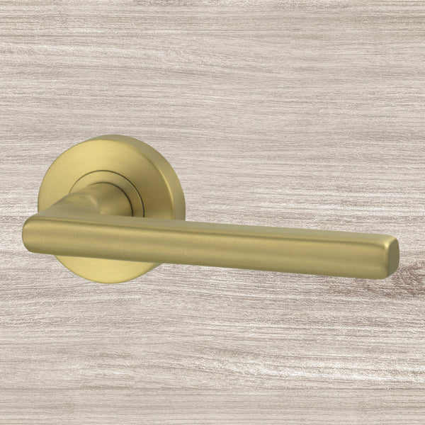Lockwood Vivid Lever V4 Passage Set with Latch Satin Brass