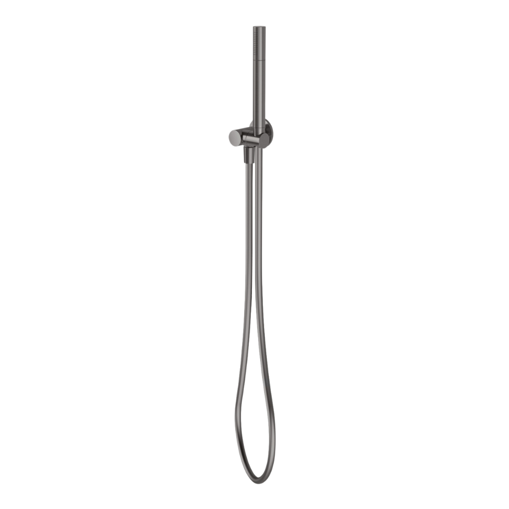 A polished, slender profile to enhance the existing Vivid range with a touch of sophistication. The Vivid Slimline collection includes slimline lever handles and chic, practical mixers designed to seamlessly fit into any modern interior. Fits onto existing 1/2 plumbing with drill-free installation Combination water inl