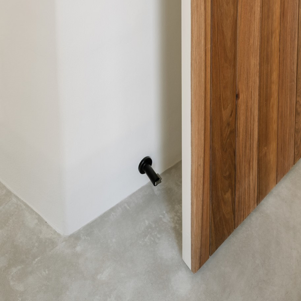 Zanda Magnetic Door Stop Matte Black