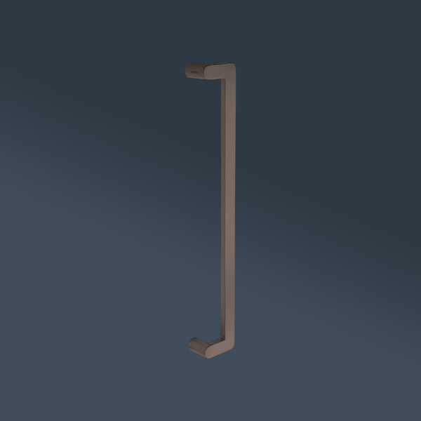 Zanda Duke Offset Pull Handle 640mm Graphite Nickel