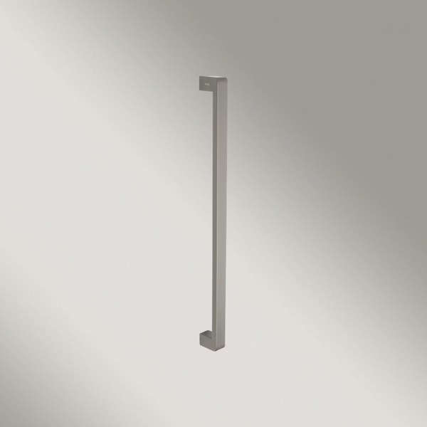 Zanda Streamline Pull Handle 600mm Graphite Nickel