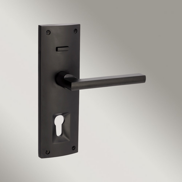 Zanda Epic Knox Matte Black