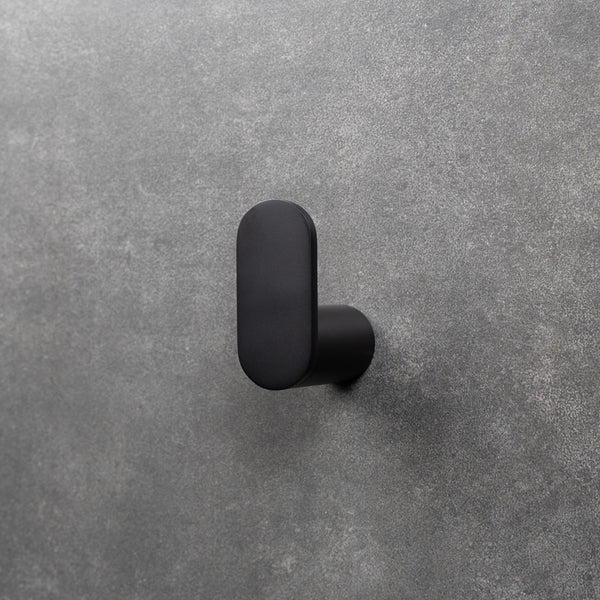 Alma Ascari Matte Black Robe Hook